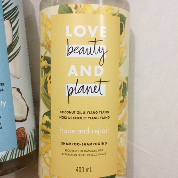 Vegan Shampoos - Picture 3 of 7